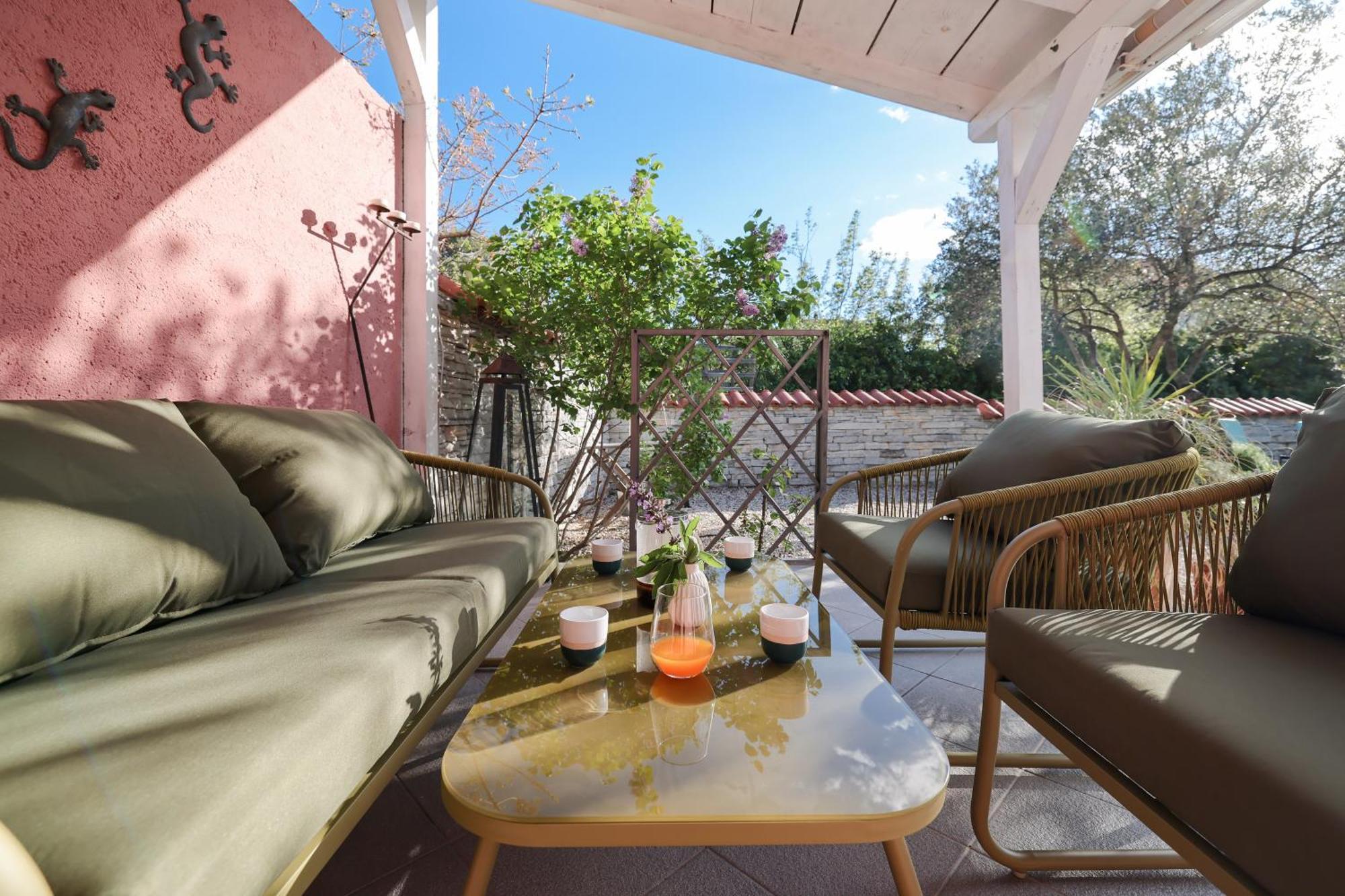 Villa Arta Драге Екстериор снимка